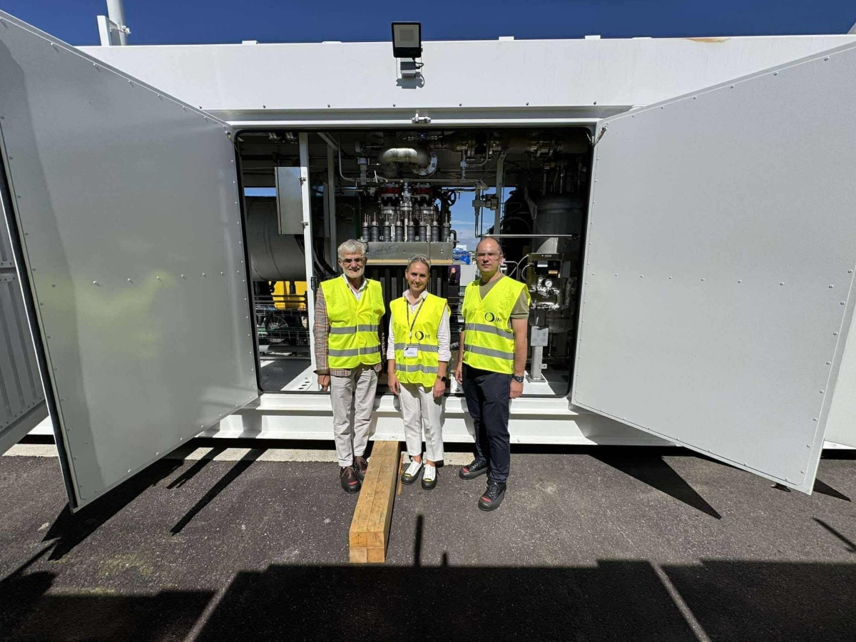 Klaipėda Port completes electrolyser tests for green hydrogen production station