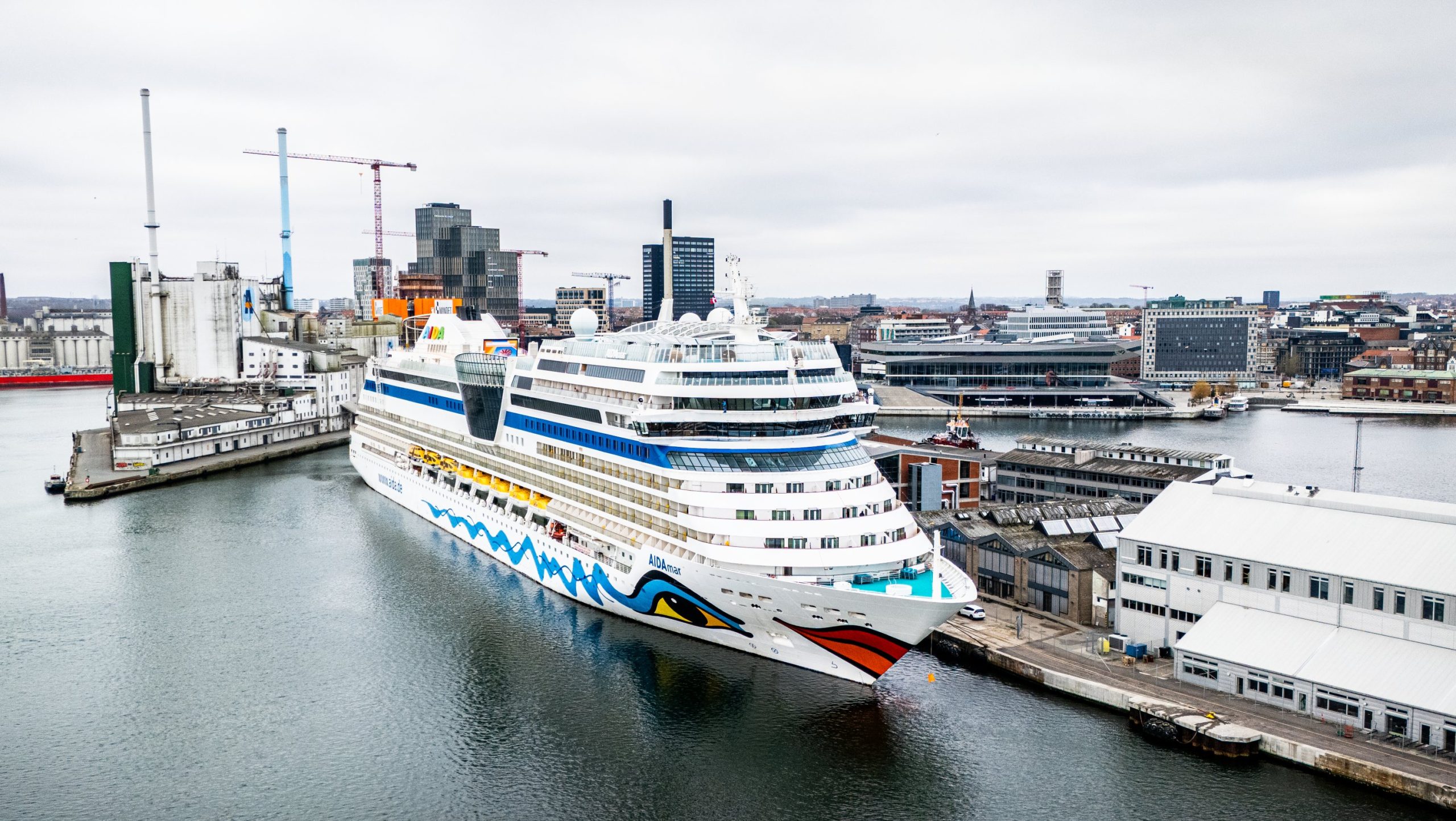 Port of Aarhus expecting record cruise ships in 2026 – and up to 85% of them will be using onshore power