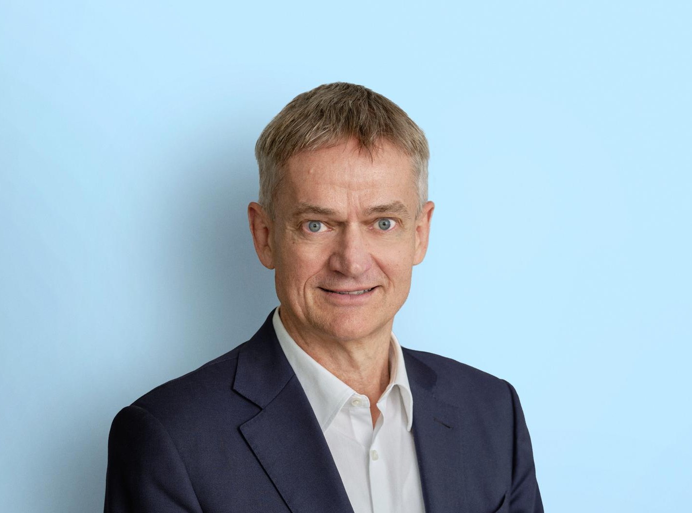 DFDS CEO to step down as company moves to cut costs, and jobs