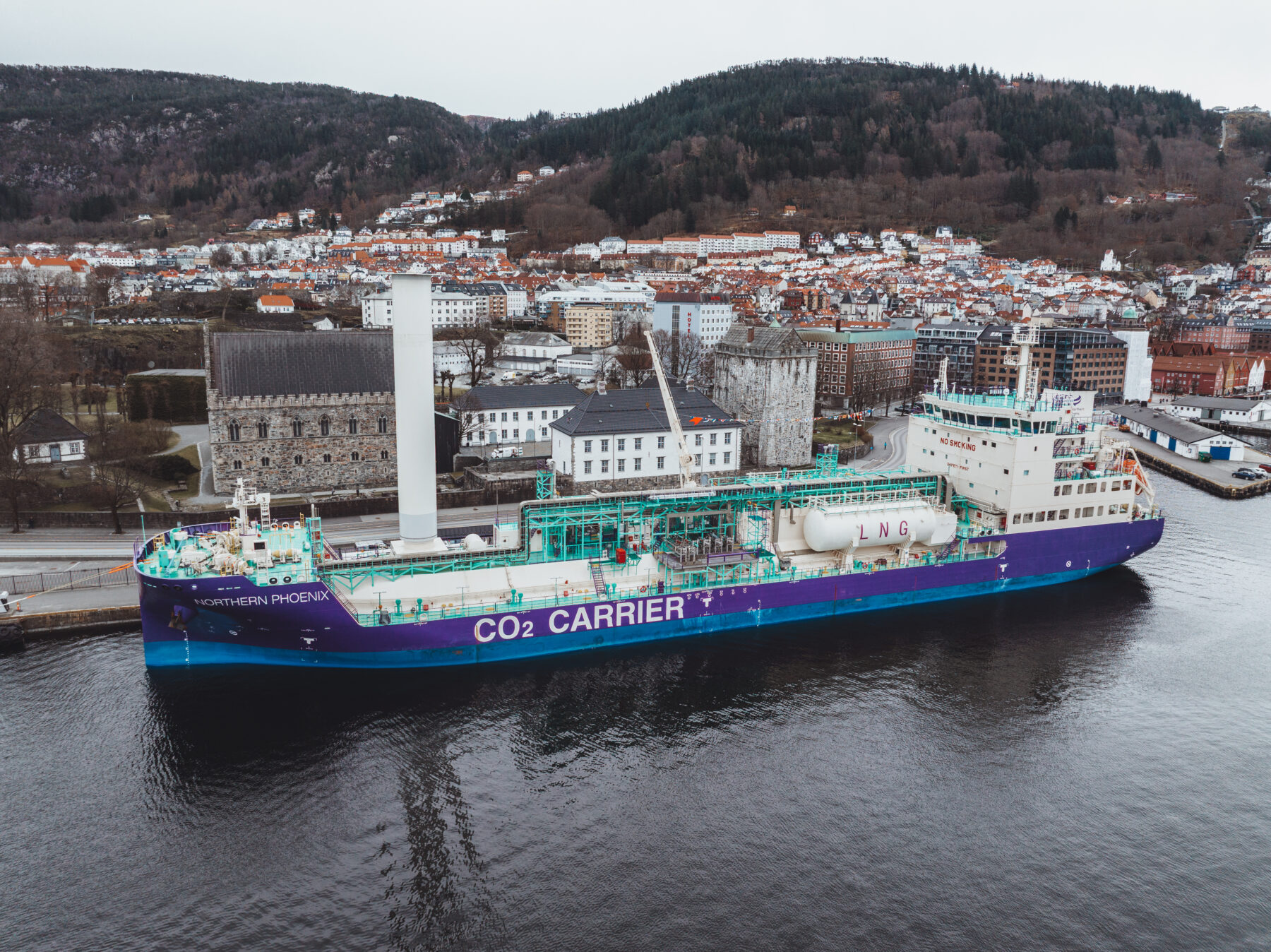Northern Lights’ third dual-fuel LNG, rotor sail-equipped LCO2 vessel named