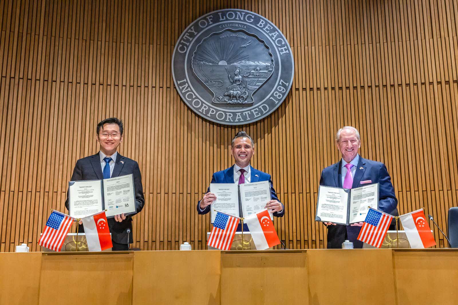 Singapore and Californian ports renew green, digital shipping corridor agreement