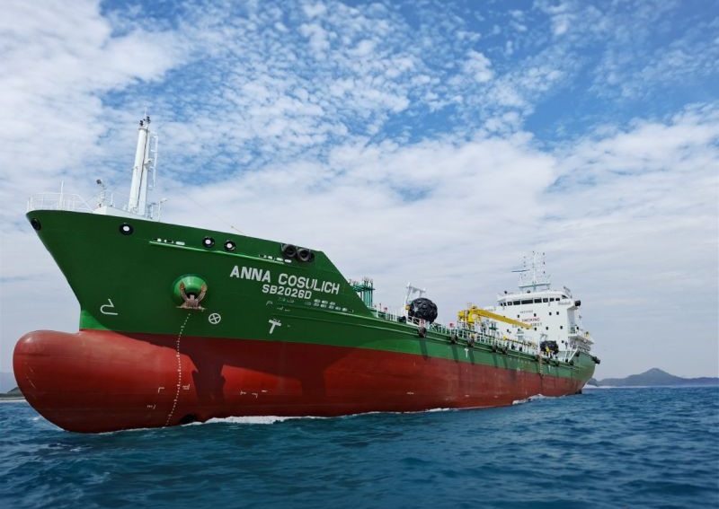 Fratelli Cosulich takes delivery of methanol-ready bunker tanker, Anna Cosulich