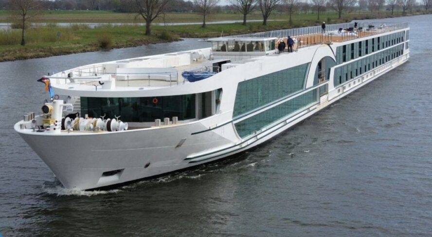 EST-Floattech battery system installed on inland cruise vessel newbuild