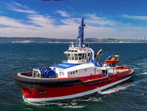 World’s first dual-fuel methanol escort tug granted full class certification by ABS
