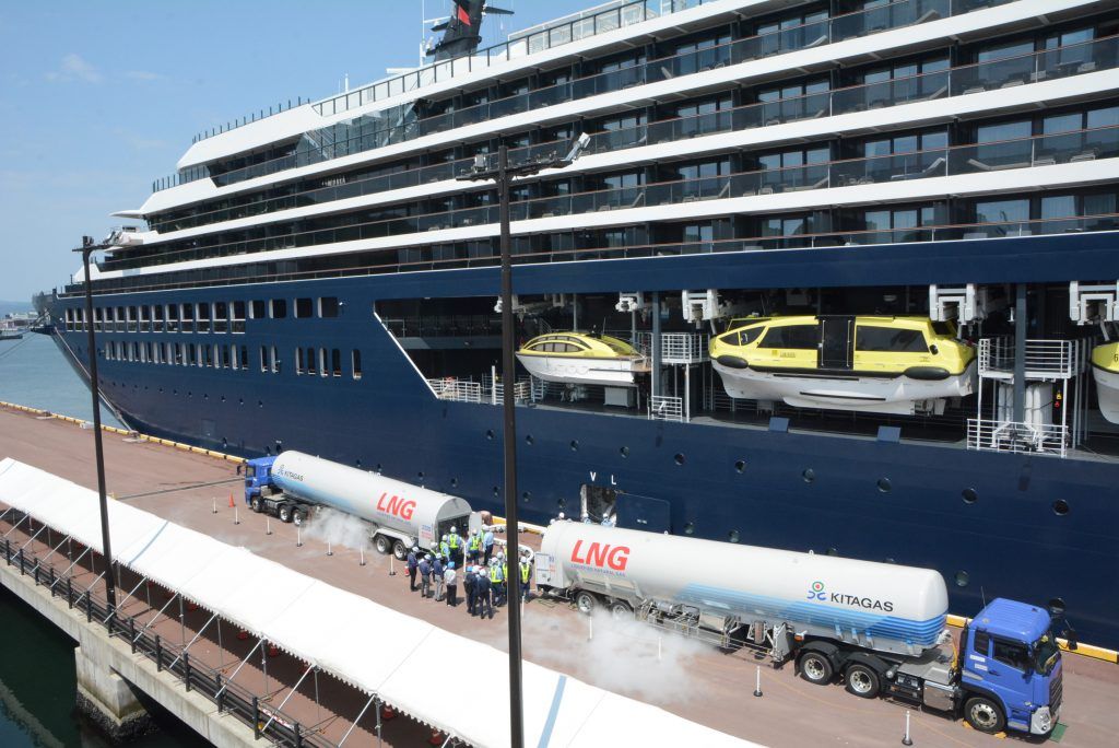 Milestone LNG bunkering in Hokkaido