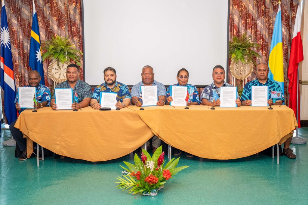 Newly-signed Pacific Blue Shipping Partnership Charter aims to support decarbonisation across Oceania