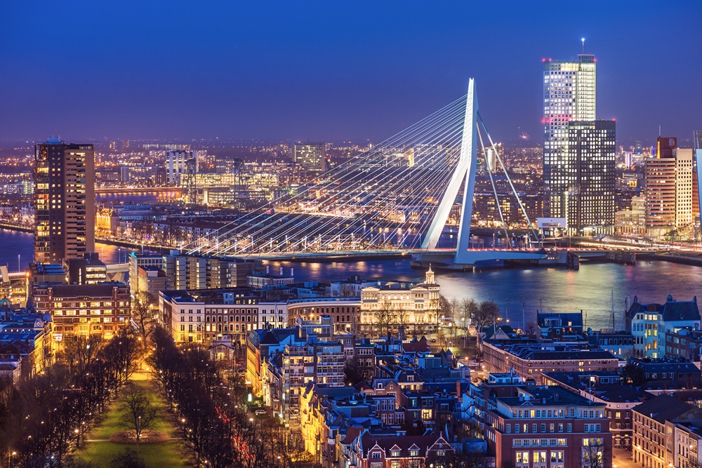 Port of Rotterdam: Forcing companies to cease their fossil fuel activities is ‘a bridge too far’