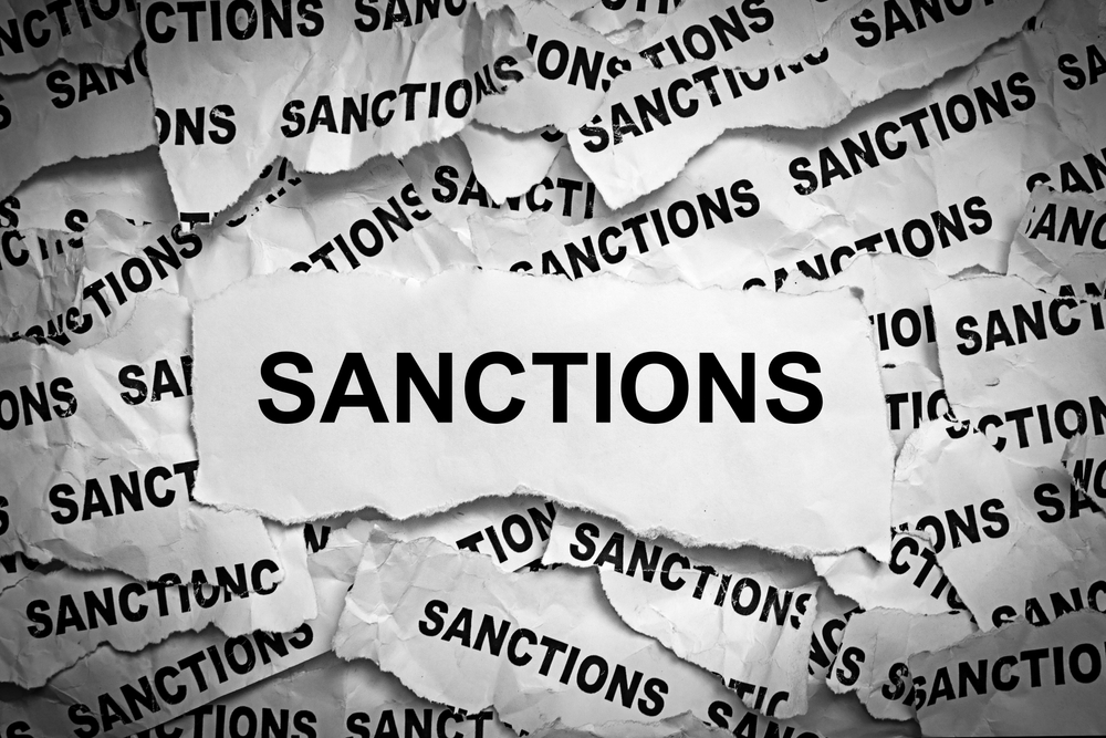 U.S. issues temporary waiver of its oil sanctions against Iran