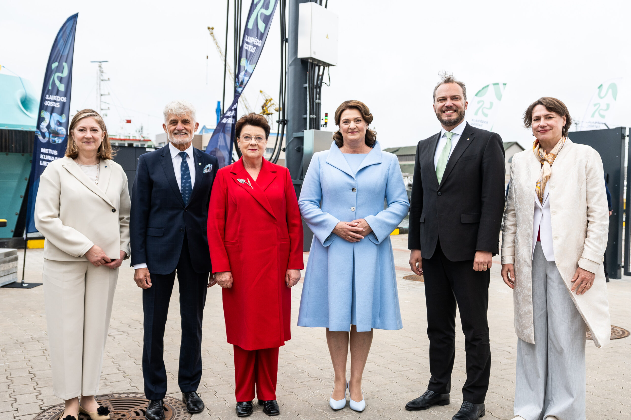 Port of Klaipėda’s hydrogen-fuelled waste collection vessel up and running