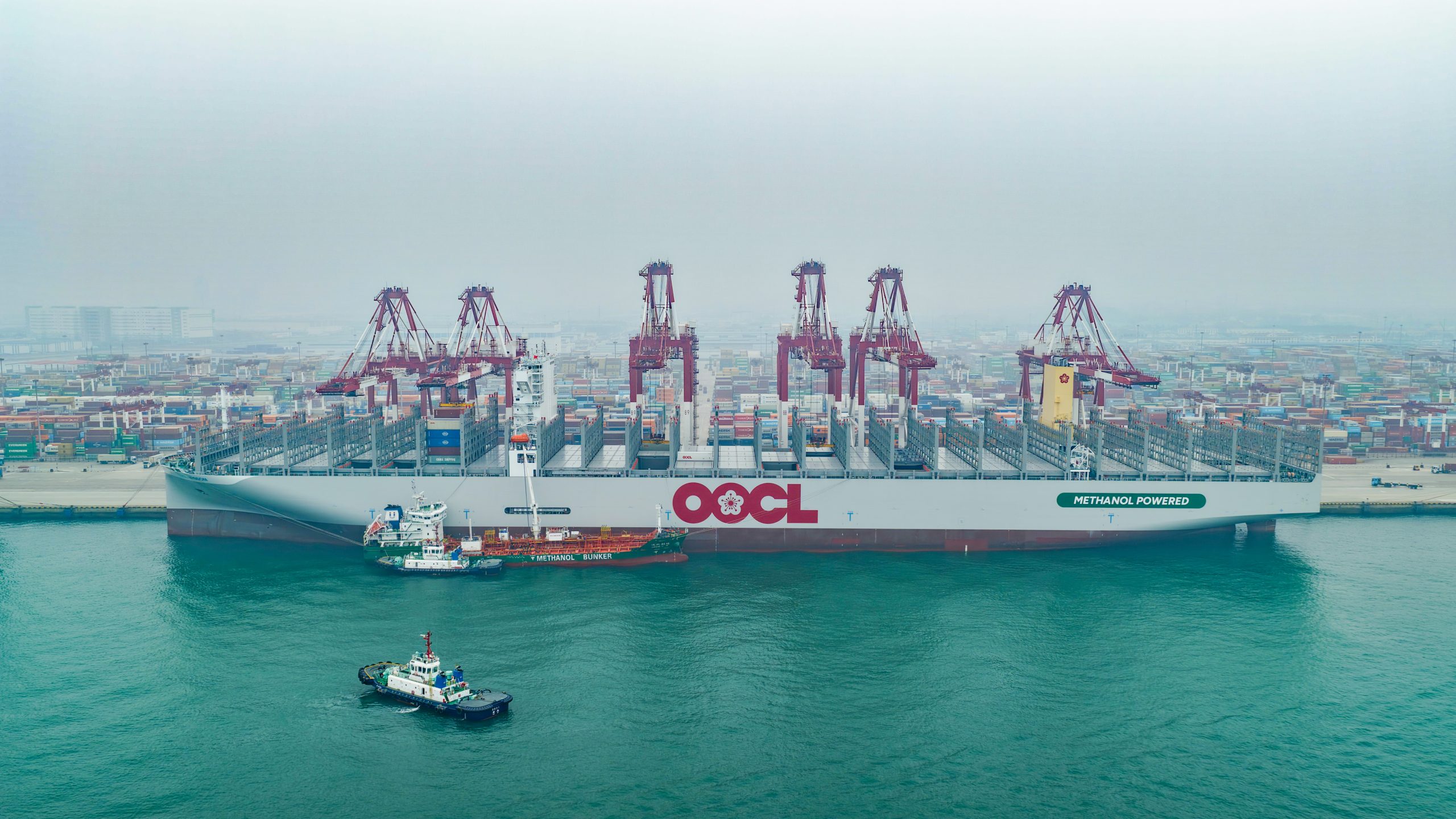 OOCL’s first methanol dual-fuel boxship wraps up maiden green methanol bunkering